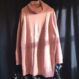 BRAND NEW... Turtleneck Sweater
